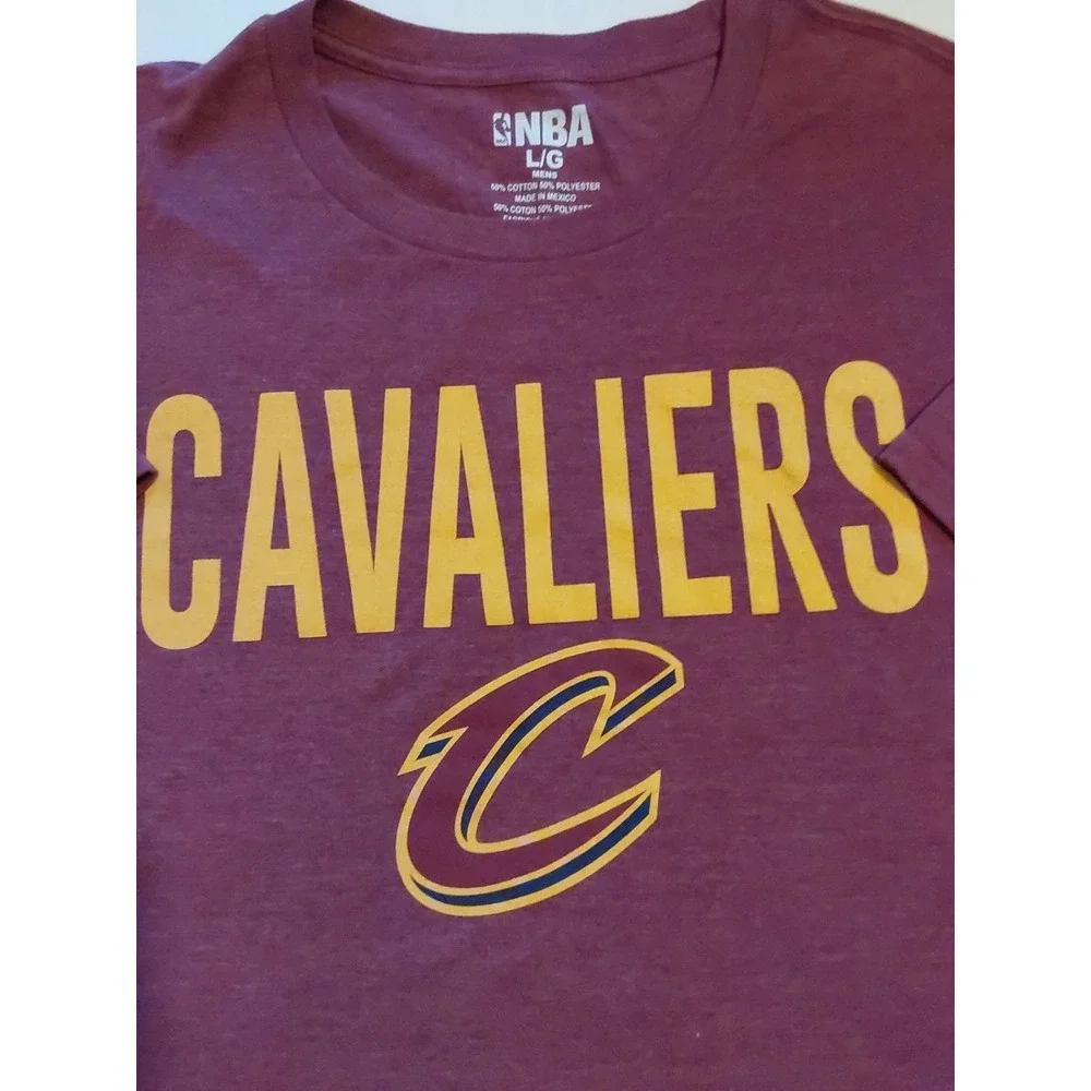 Cleveland Cavaliers Men's Shirt Sz‎ Large Red NBA Basketball Cavs Tee Graphic
